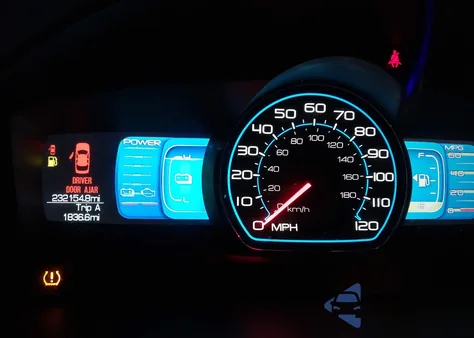 2012 Ford Fusion Hybrid z USA, uszkodzony, nr VIN 3FADP0L31CR317010